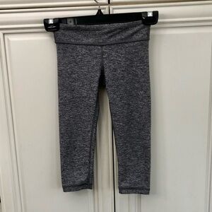 SIZE 7 - Reversible Ivivva by Lululemon girls crop leggings